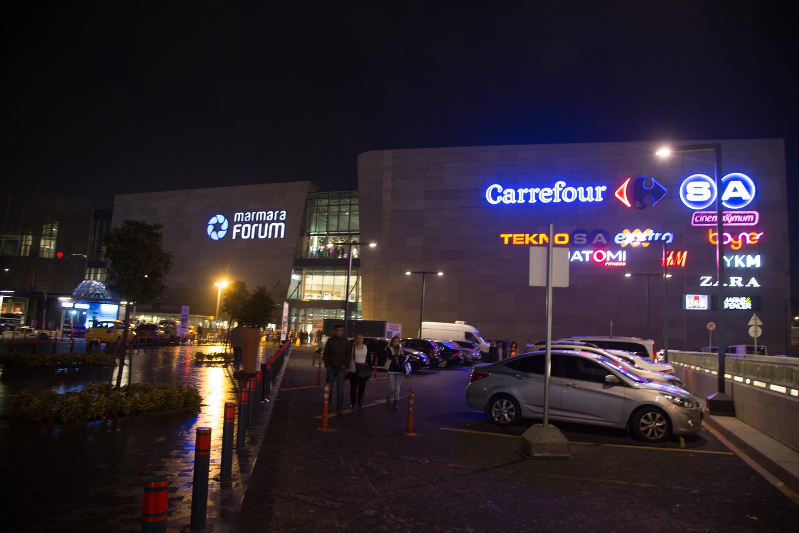 Marmara Forum Alisveris Merkezi