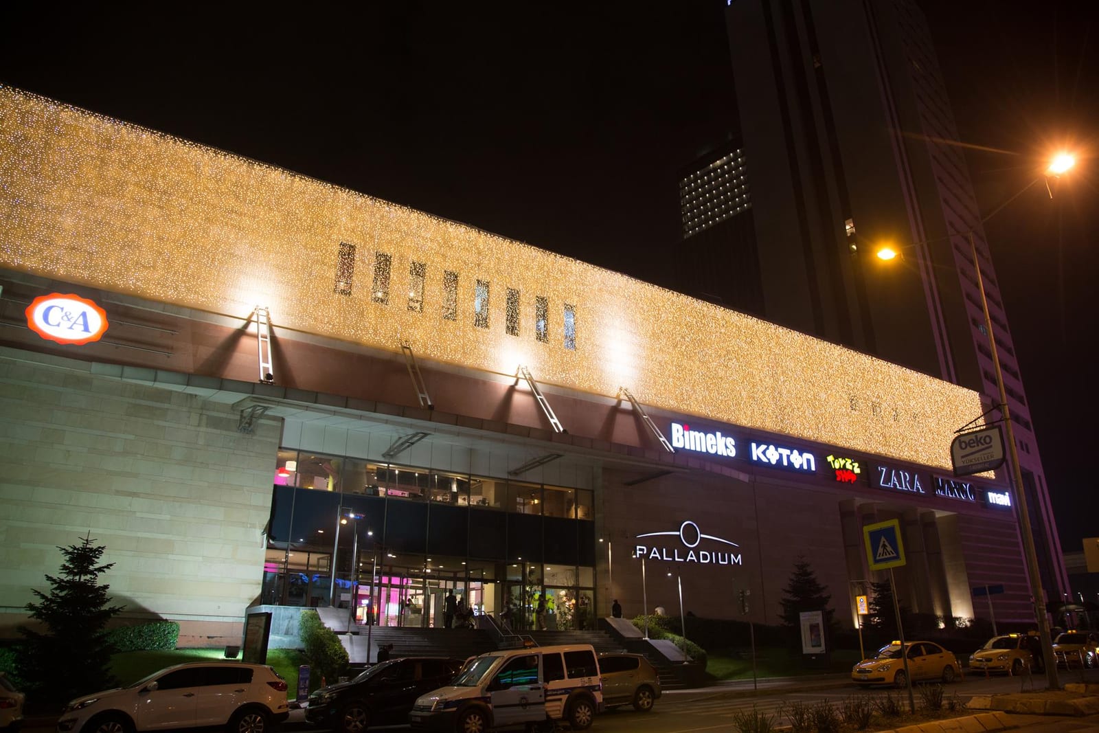 Palladium Shopping Center
