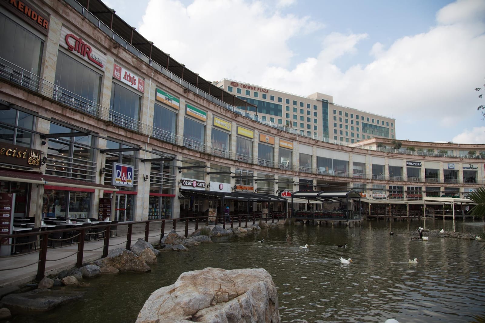 Via Port Mall