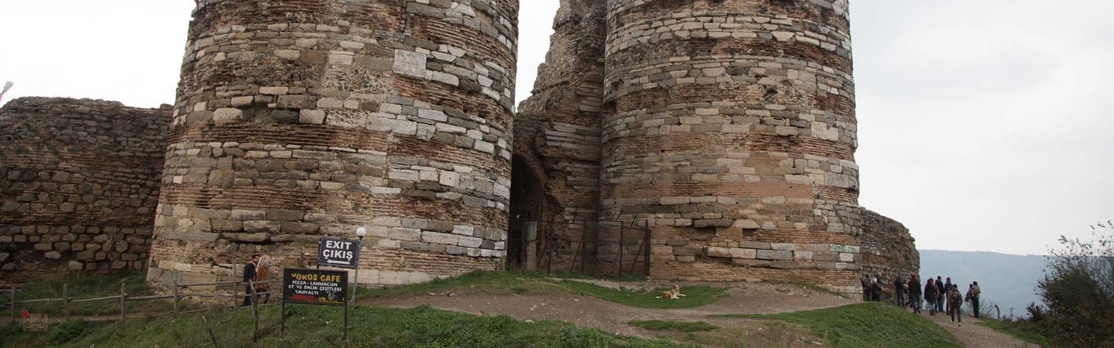 Yoros Castle