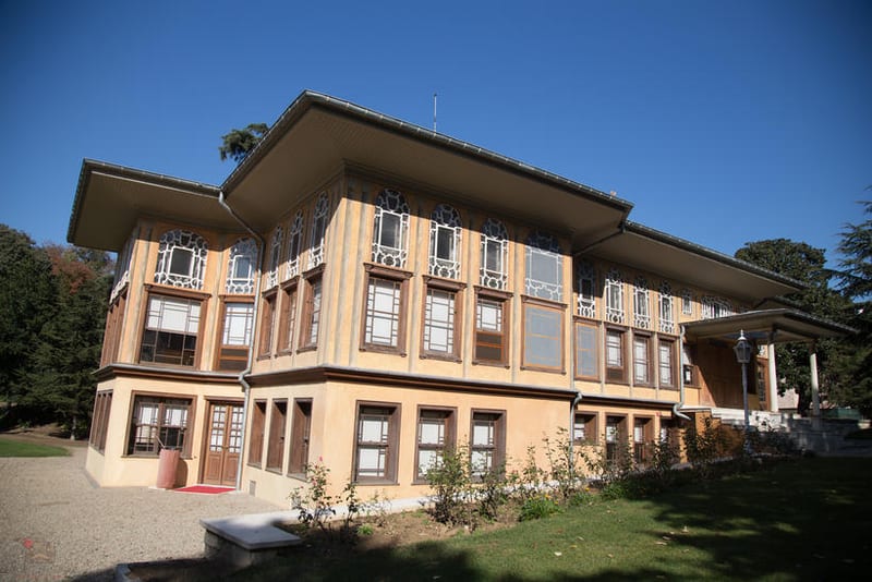 Aynalikavak Palace